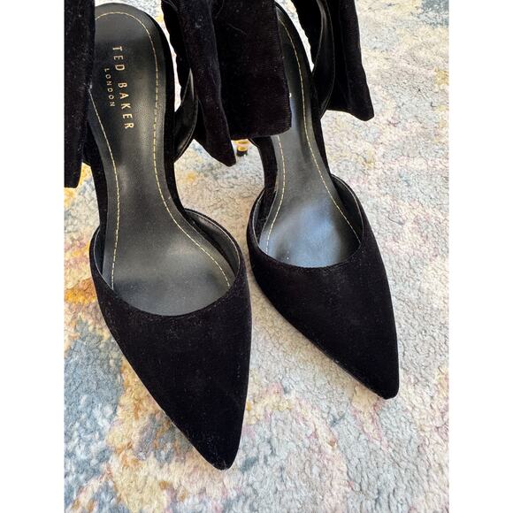 Ted Baker Batalyn Large Bow Court Heels - Picture 9 of 13